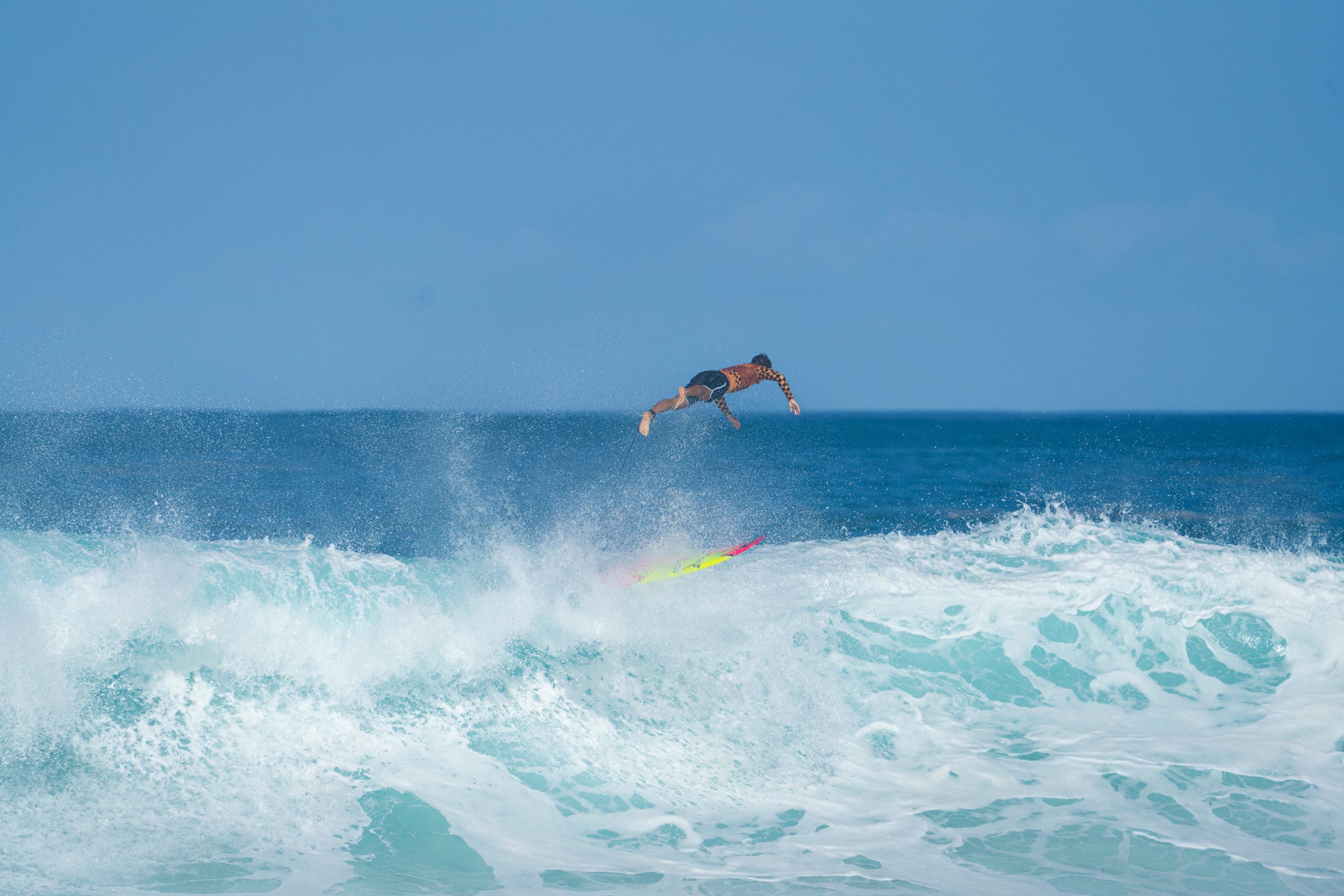 What are the best Surfing Lessons in Lanzarote?