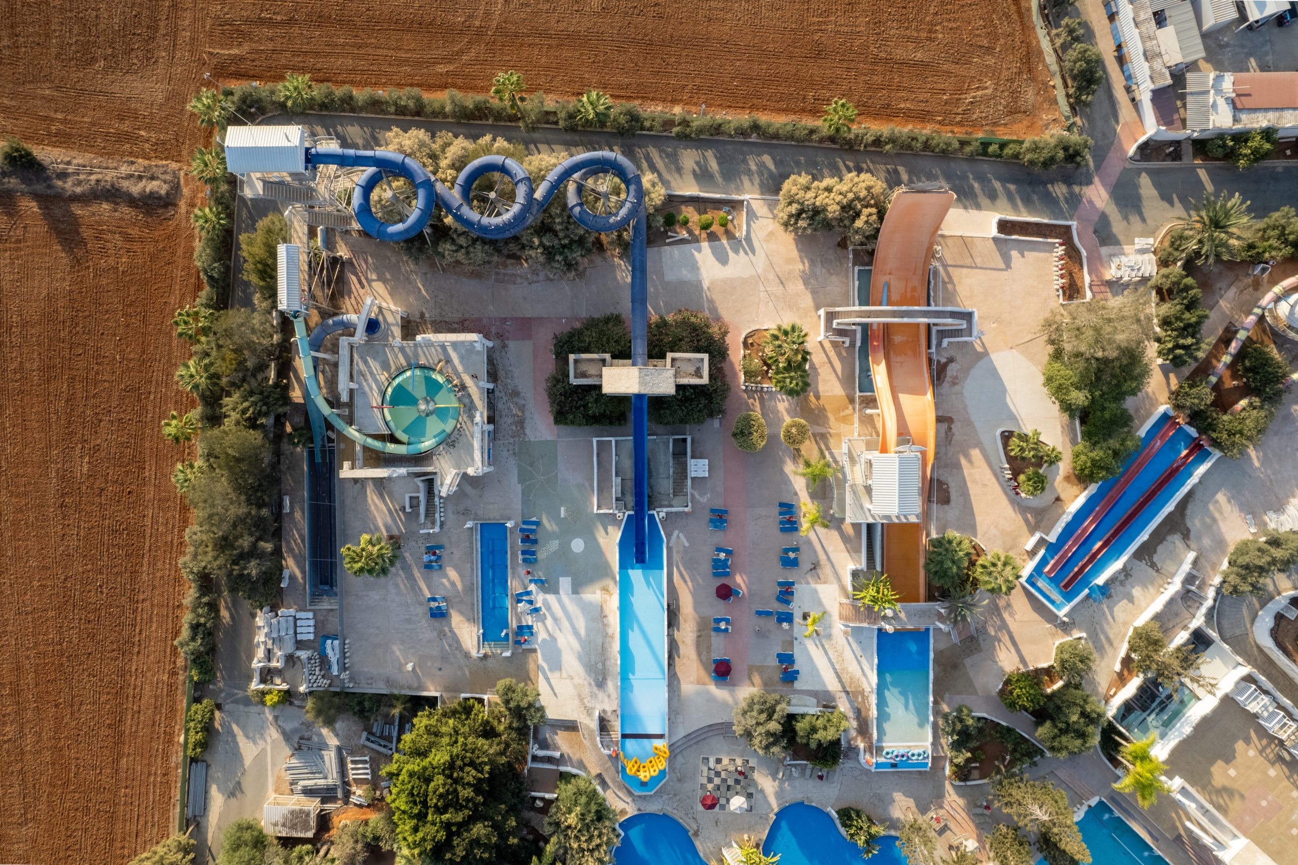 ¡Diversión Acuática!: Los mejores hoteles con piscina y toboganes acuáticos